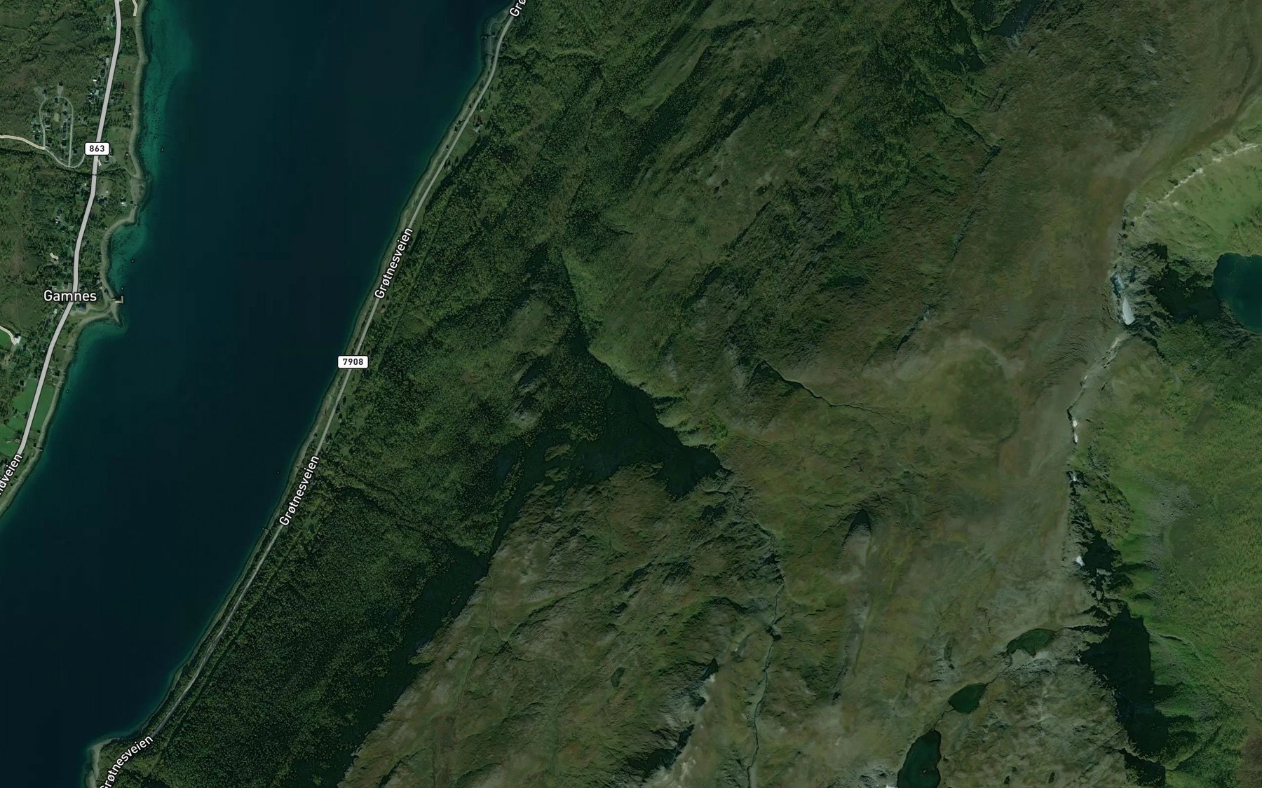 Satellite map of the Rakkeneselva
