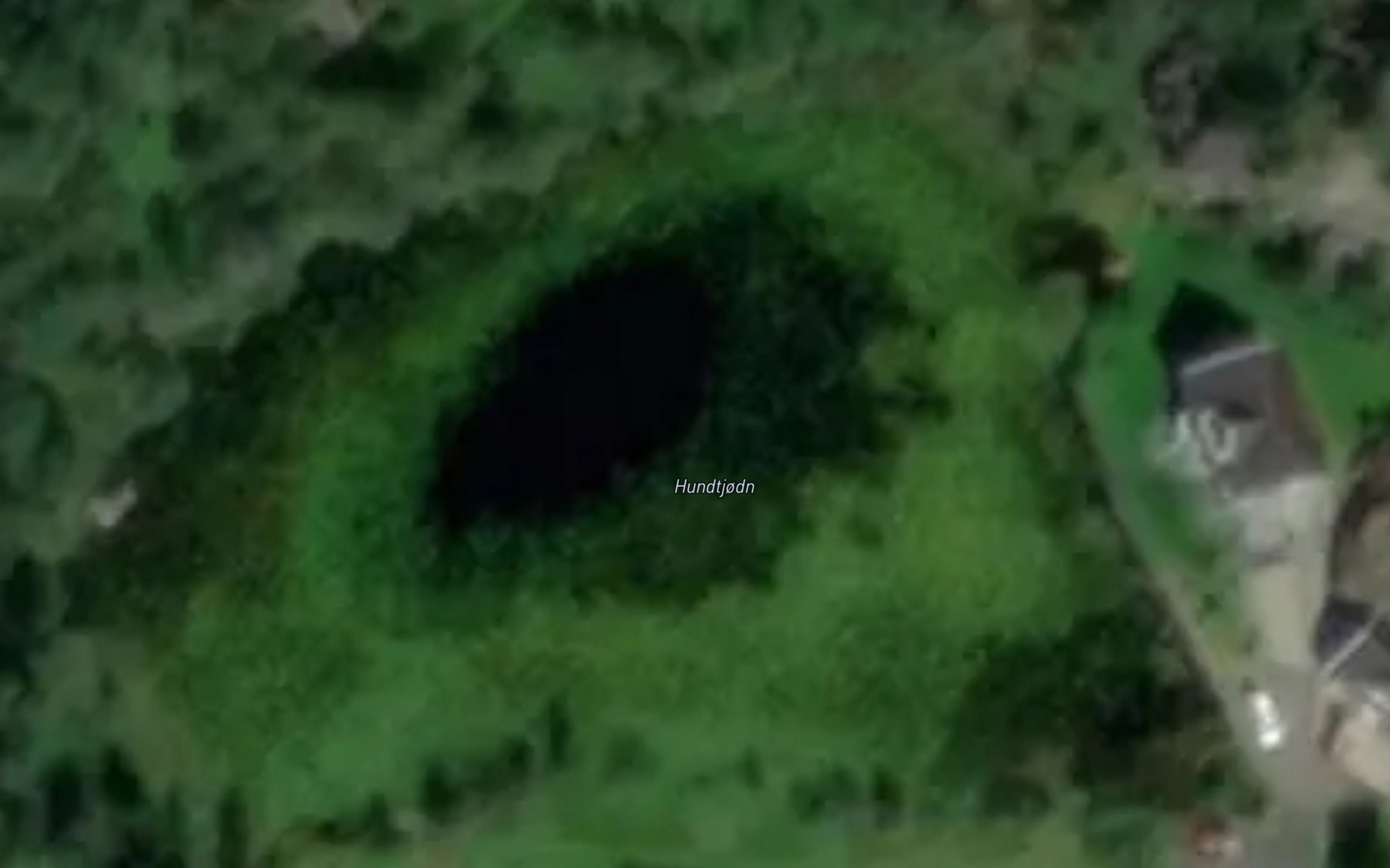 Satellite map of the Hundtjodn