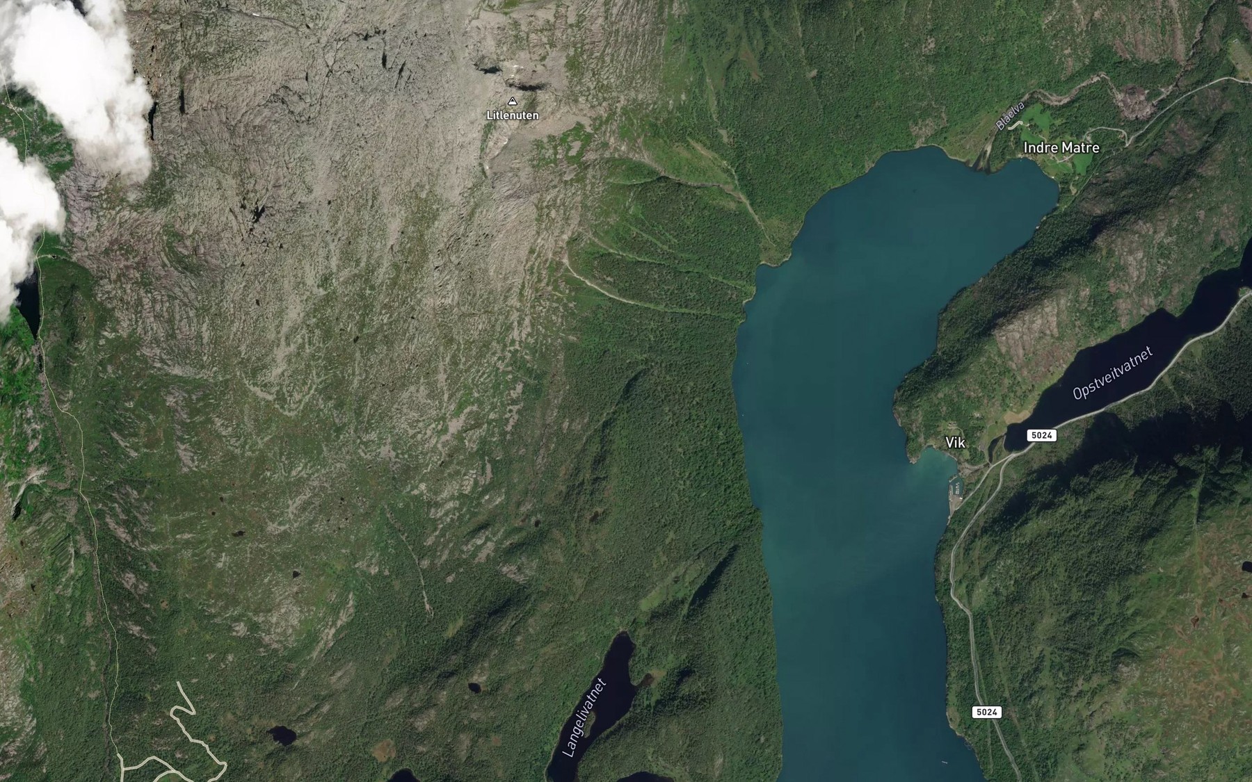 Satellite map of the Oksara
