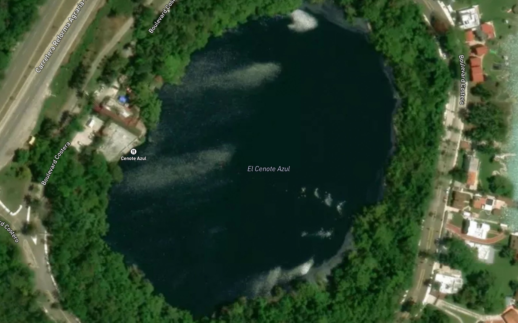 Satellite map of the El Cenote Azul