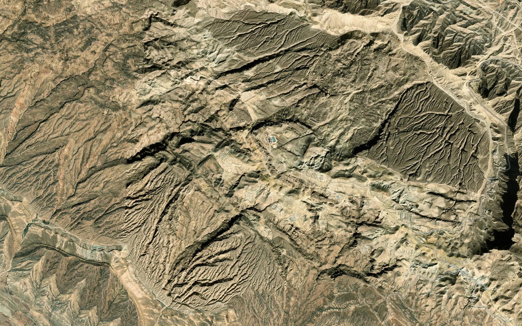 Satellite map of the Cheshmeh-ye Do Chah