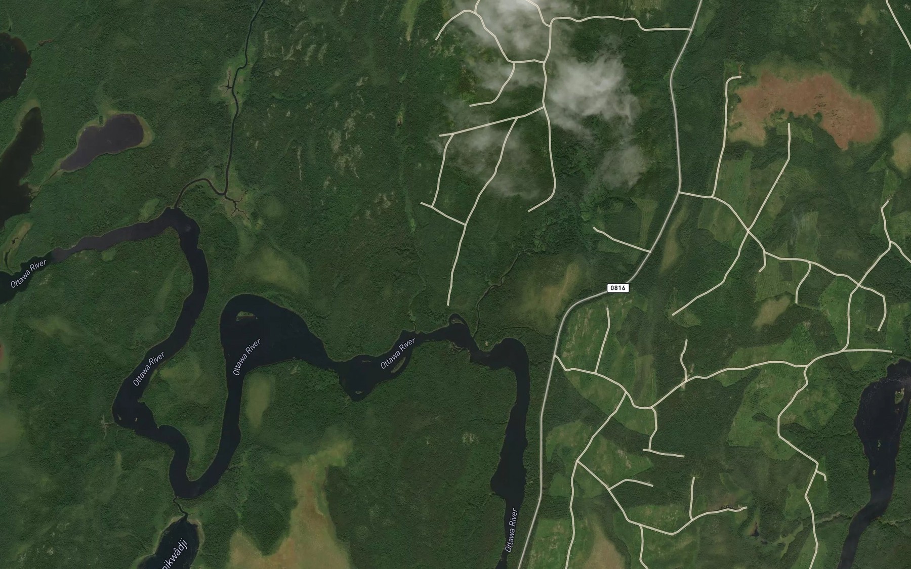 Satellite map of the Ruisseau Kamagiskineciwak