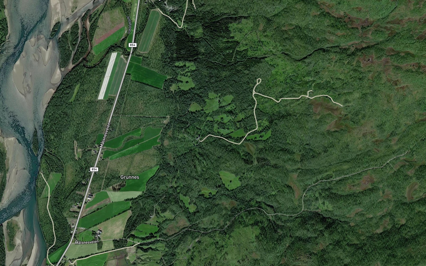 Satellite map of the Sloykelva