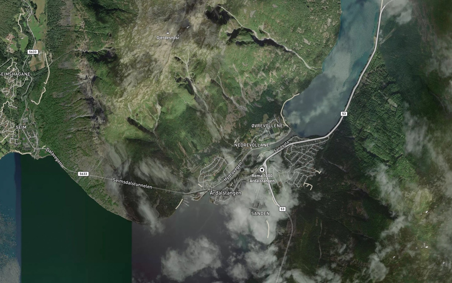 Satellite map of the Lysa