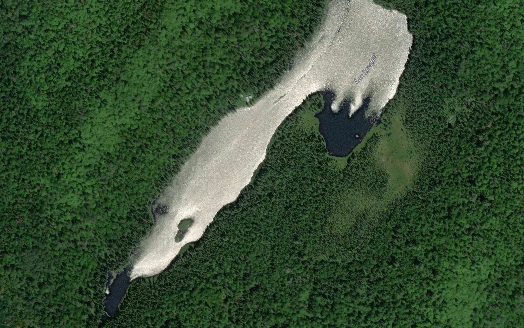 Satellite map of the Lac Crochet