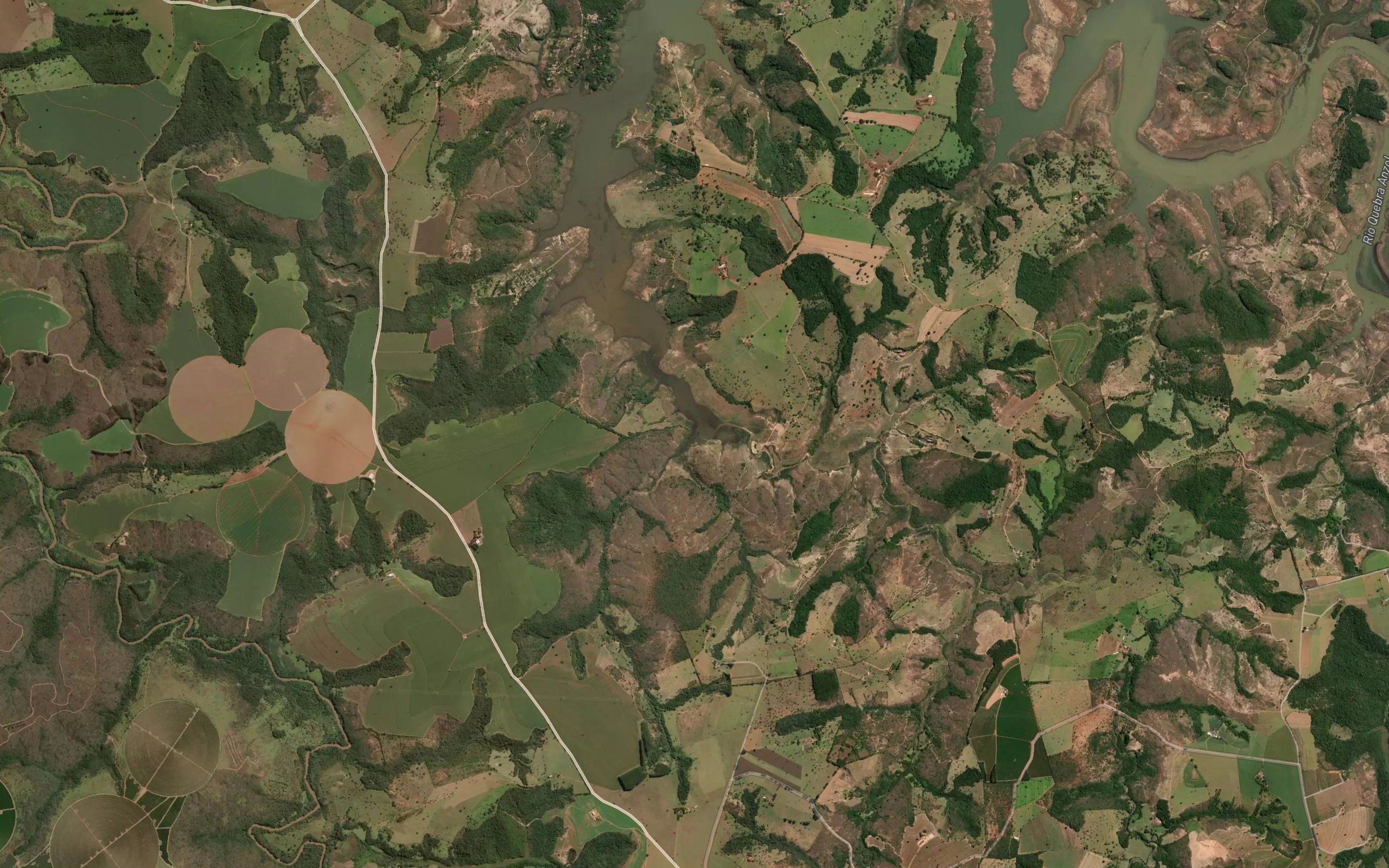 Corrego Engenho da Serra