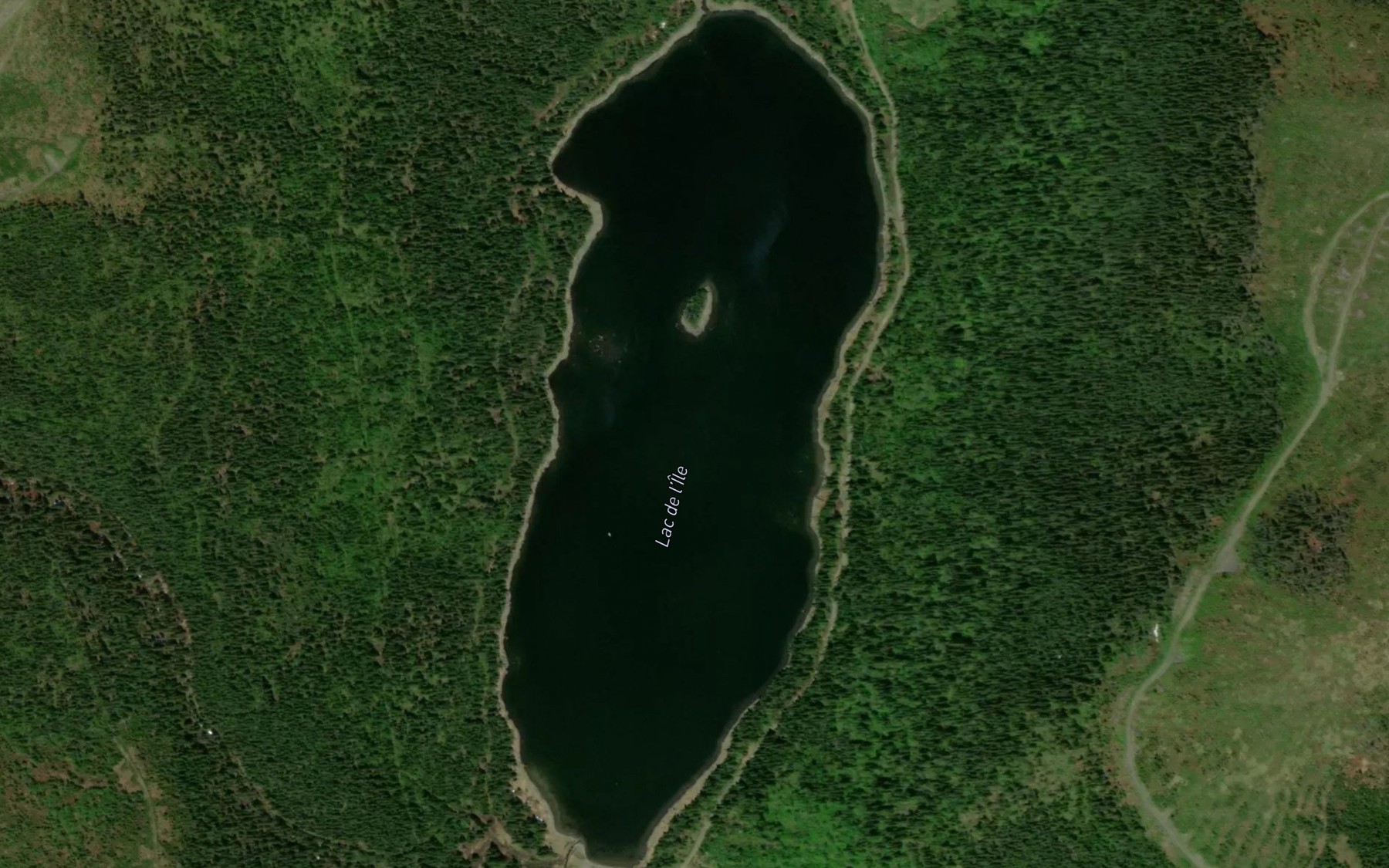 Satellite map of the Lac Sainte-Marthe