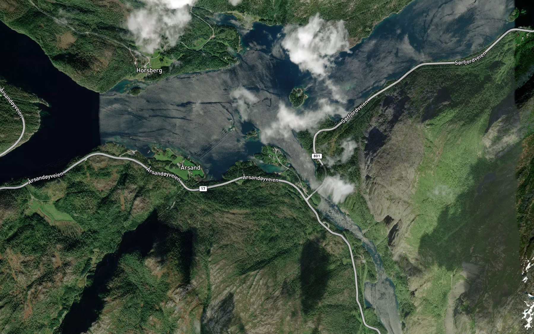 Satellite map of the Oyavalen