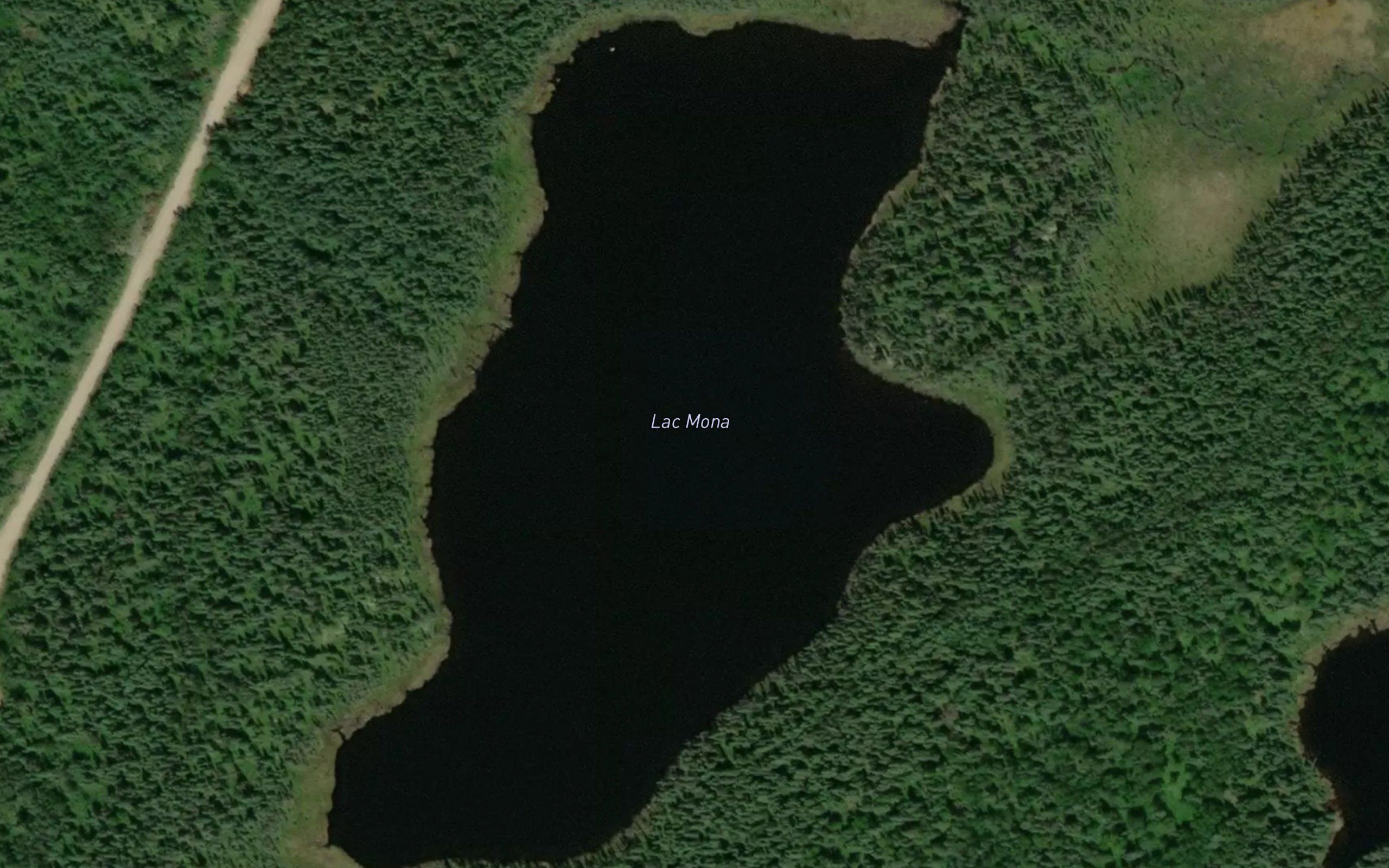 Lac Mona