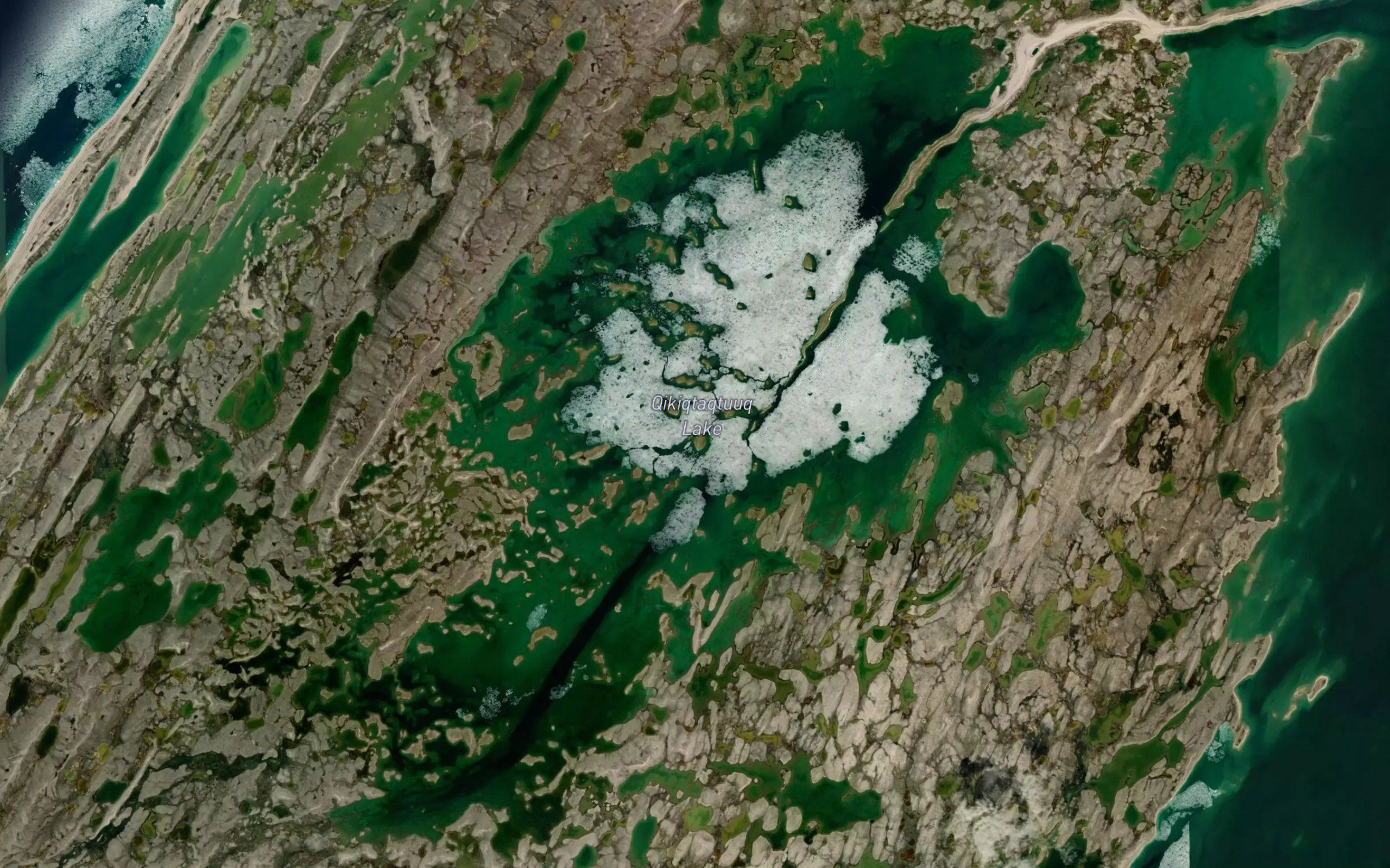 Qikiqtaqtuuq Lake