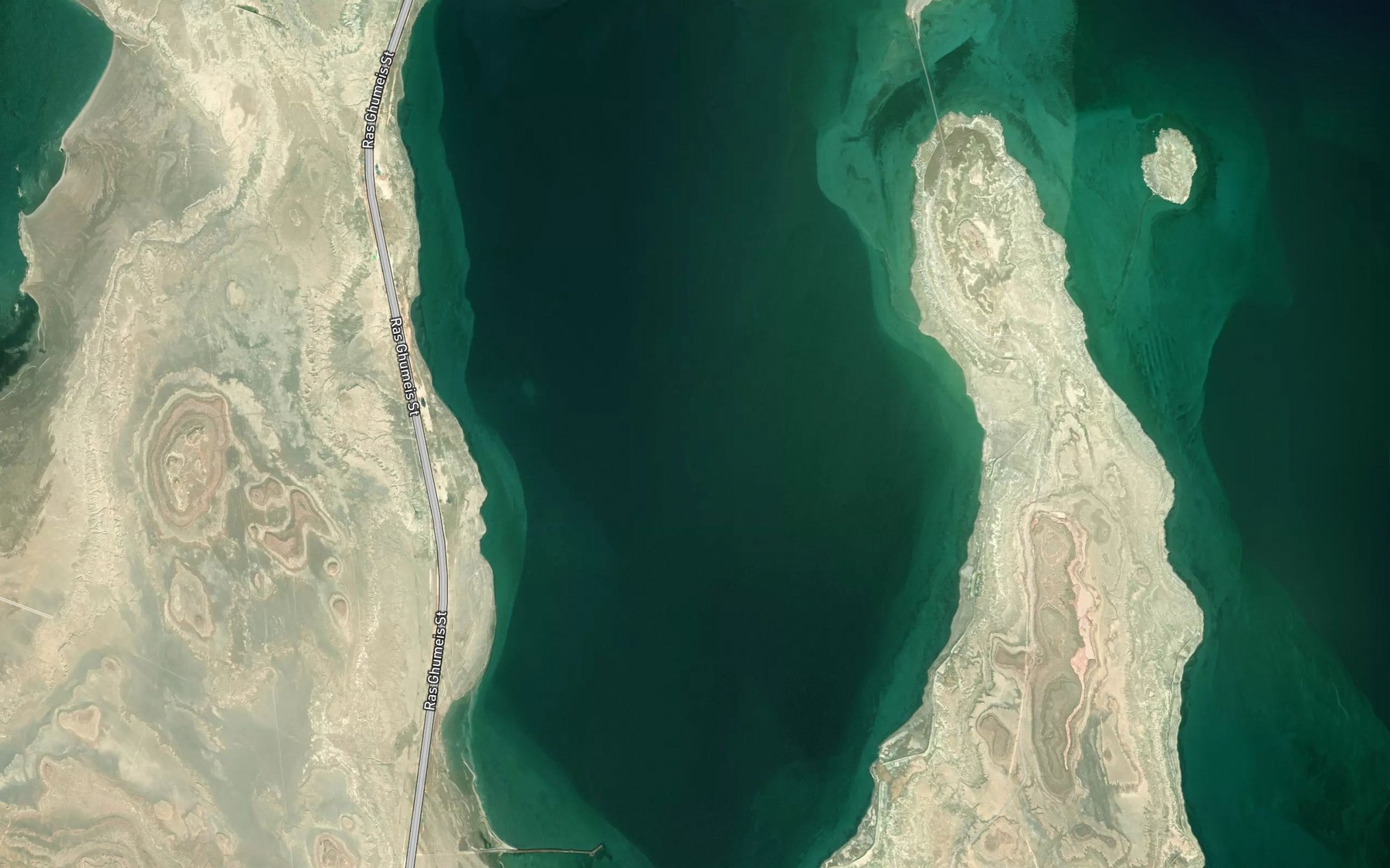 Satellite map of the Dawhat al Khuwaysat