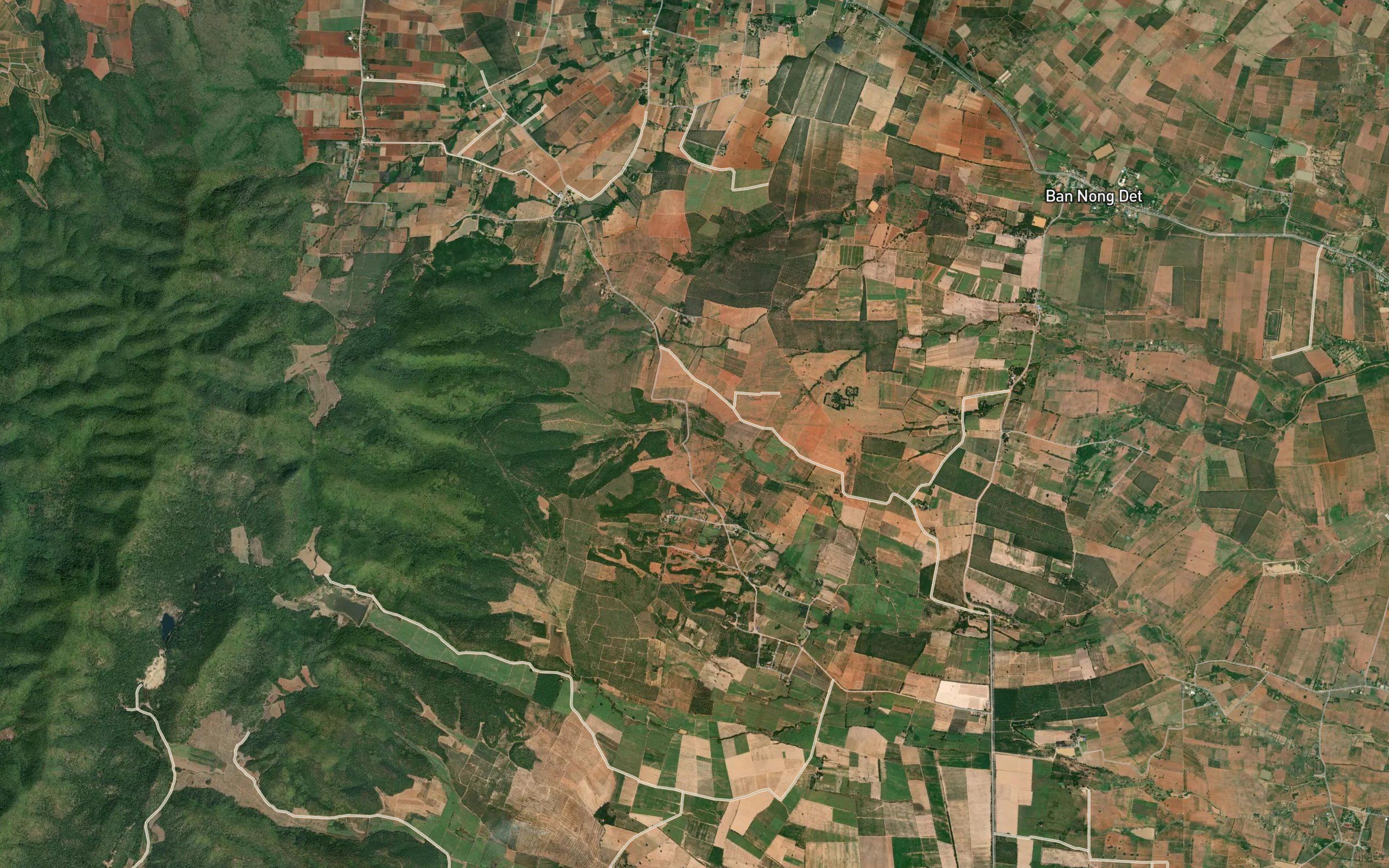 Ang Kep Nam Huai Luek