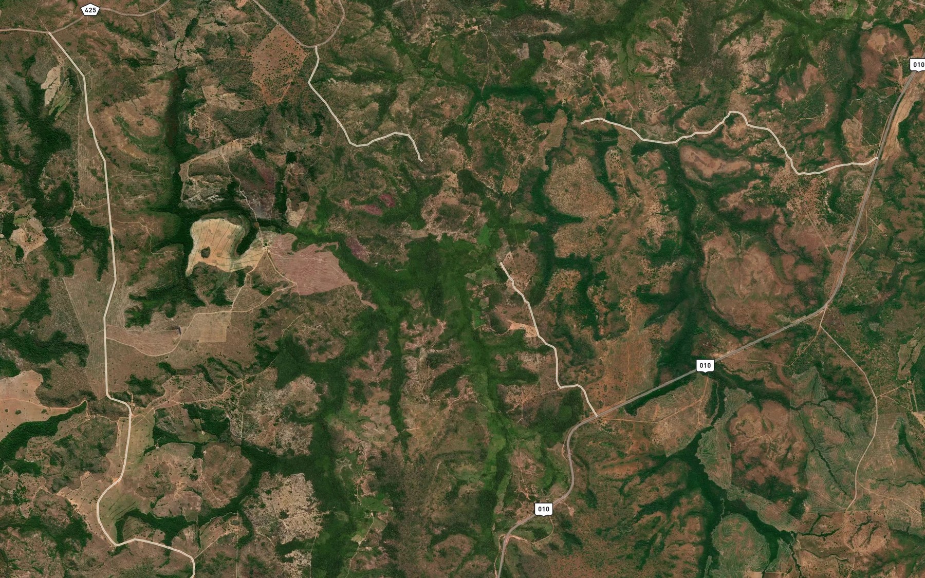 Satellite map of the Corrego Agua Amarela