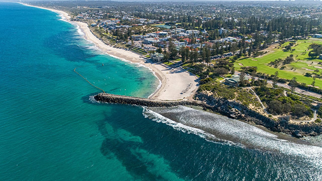 11 Best Fishing Spots in Perth | Top Beaches & Rivers