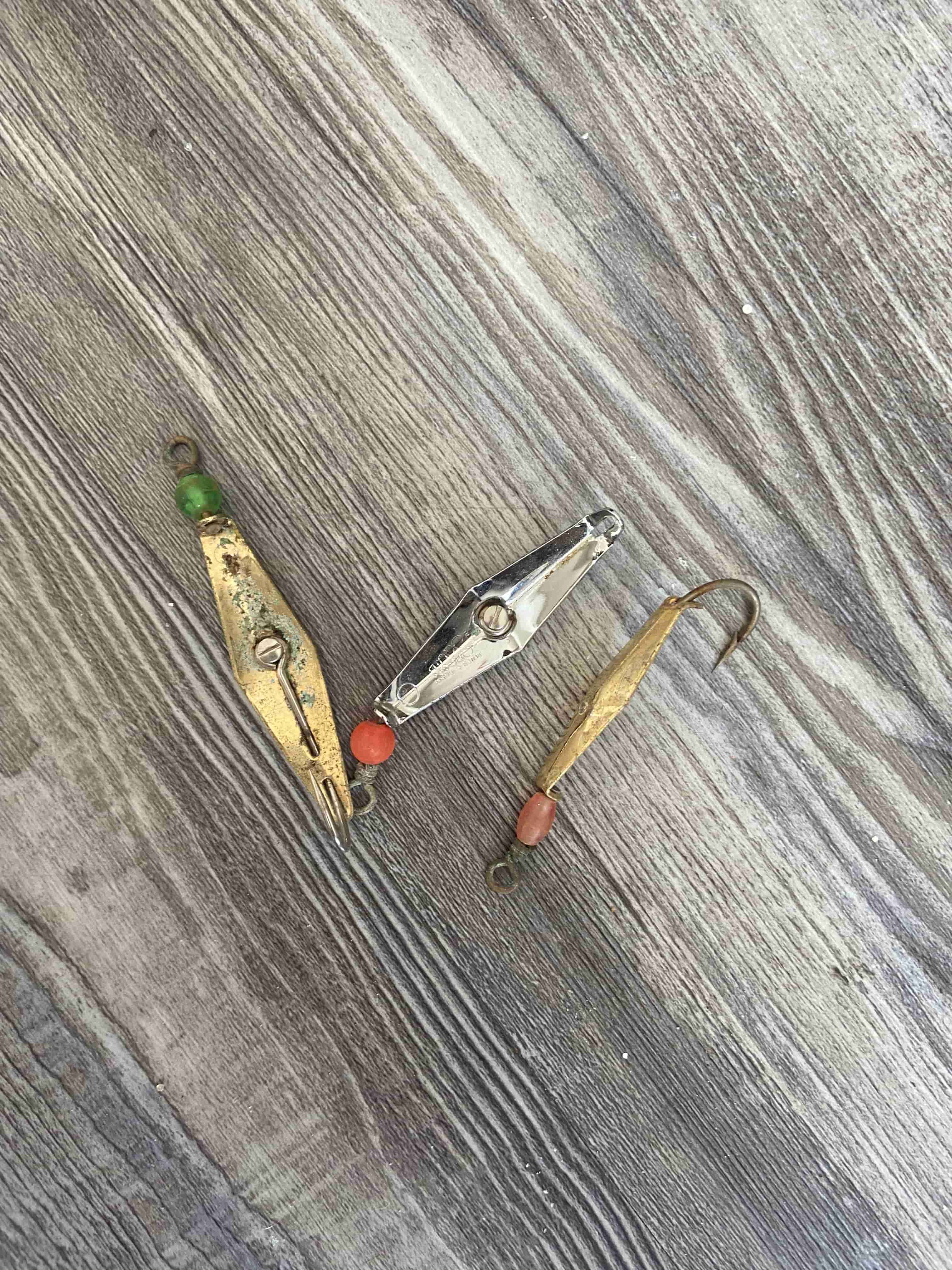 The best lures for saltwater fishing -Trolling Clarkspoons